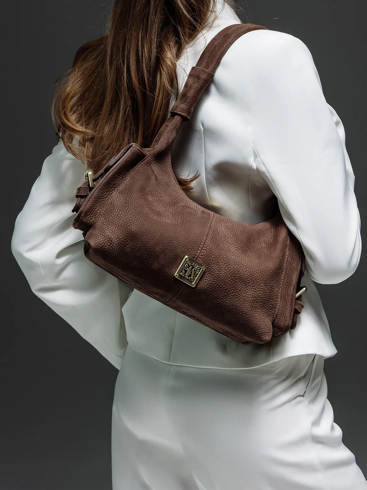 Превью изображения товара Сумка замшевая коричневая женская, Liss Comfort by J. Audmorr, коричневая, кожаная - номер 1